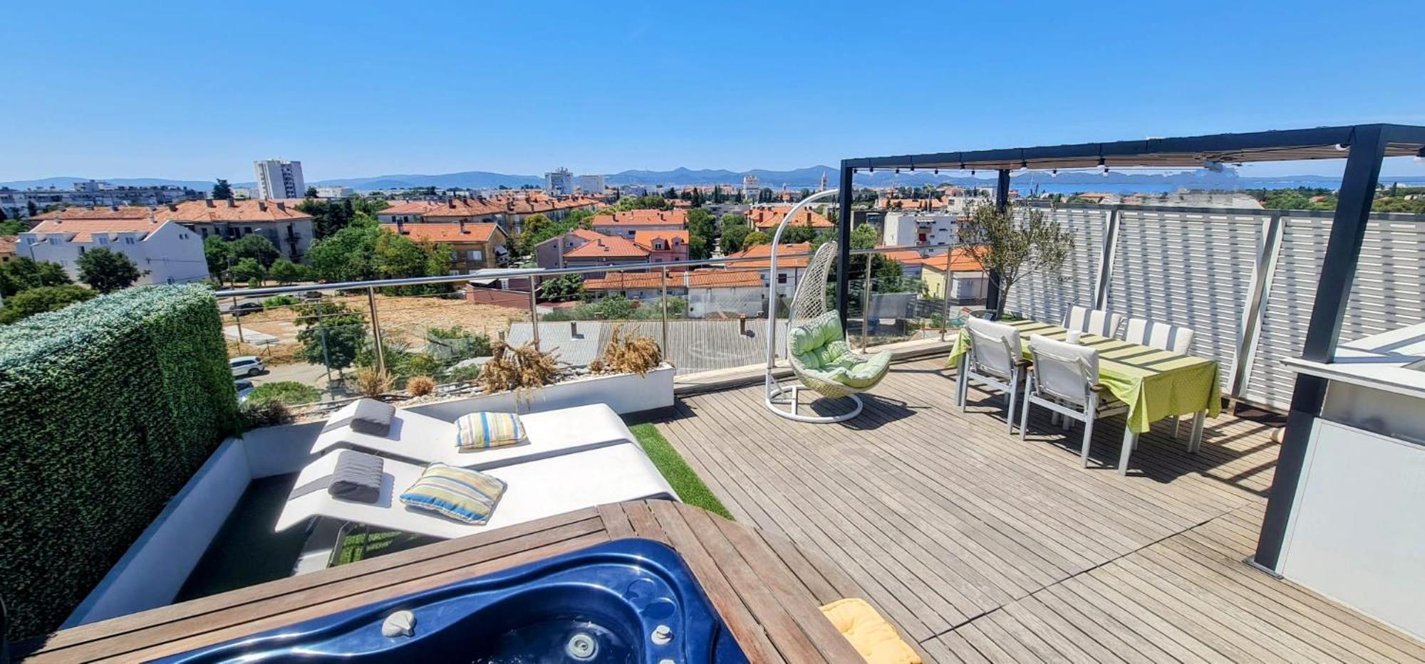 Apartment Zaralux *